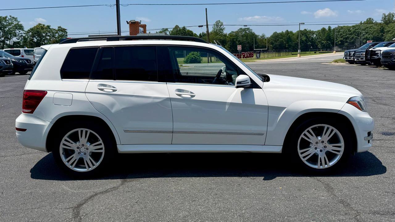 Used 2013 Mercedes-Benz GLK 350 4MATIC image 5