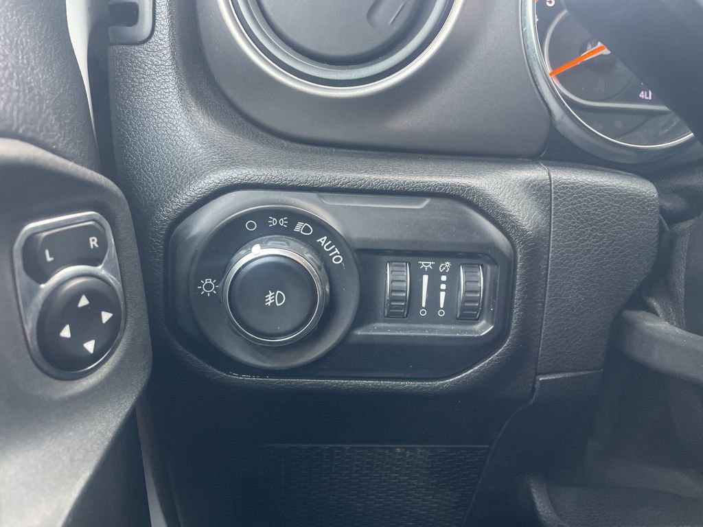 Certified 2021 Jeep Wrangler Sport S image 24