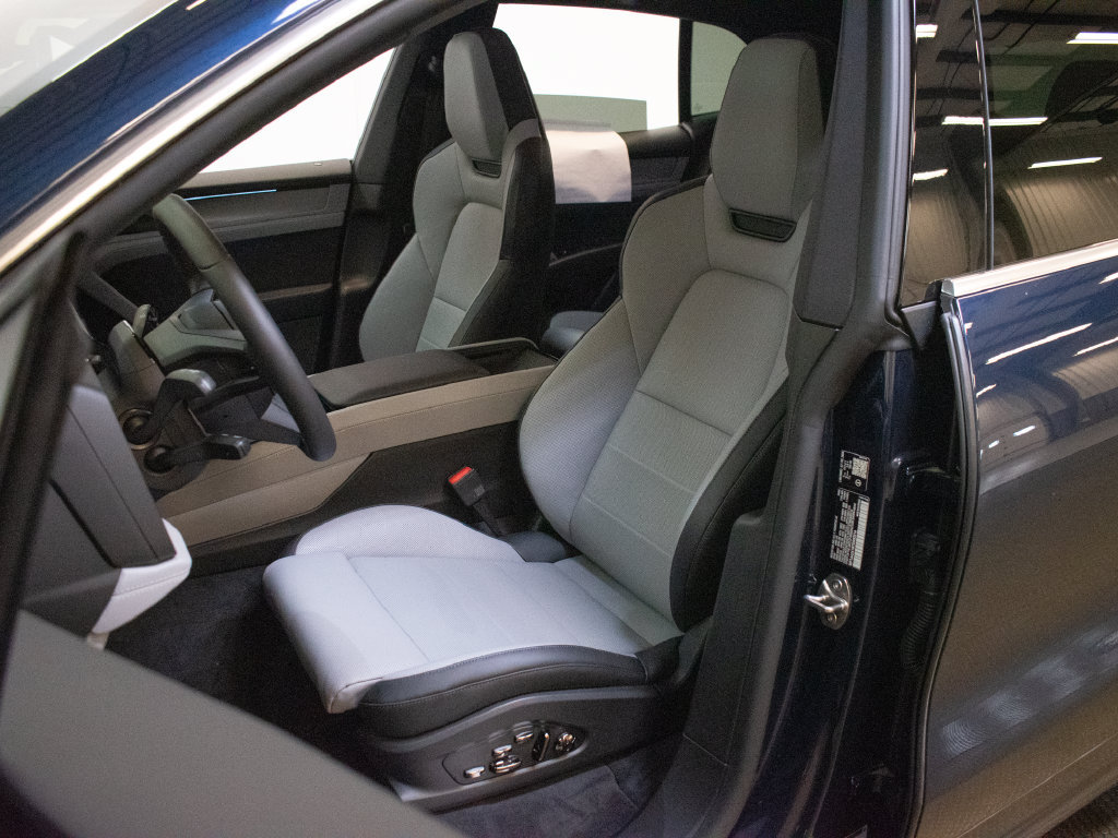 New 2026 Porsche Cayenne Electric AWD/4WD image 5