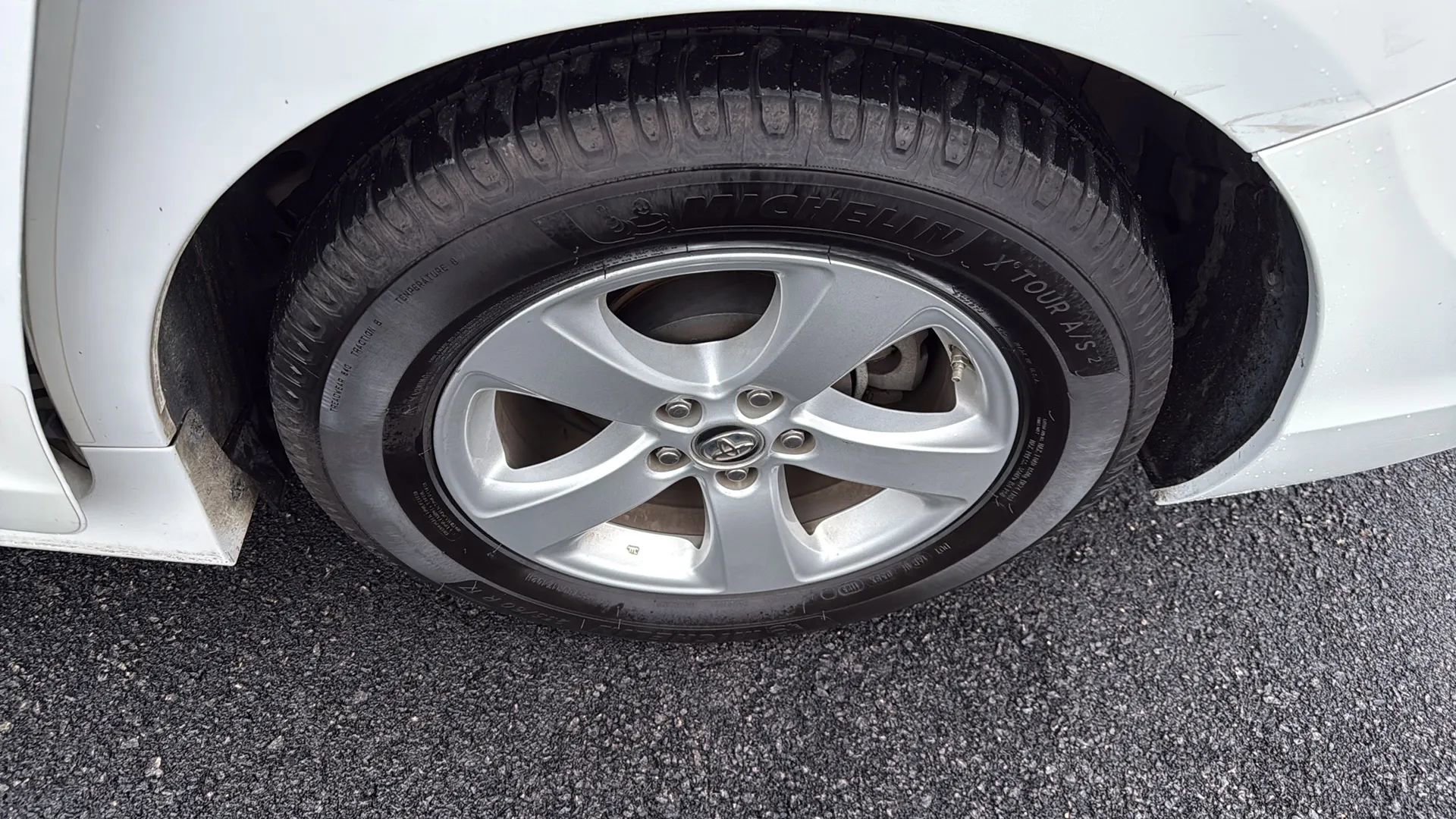 Used 2018 Toyota Sienna LE image 35