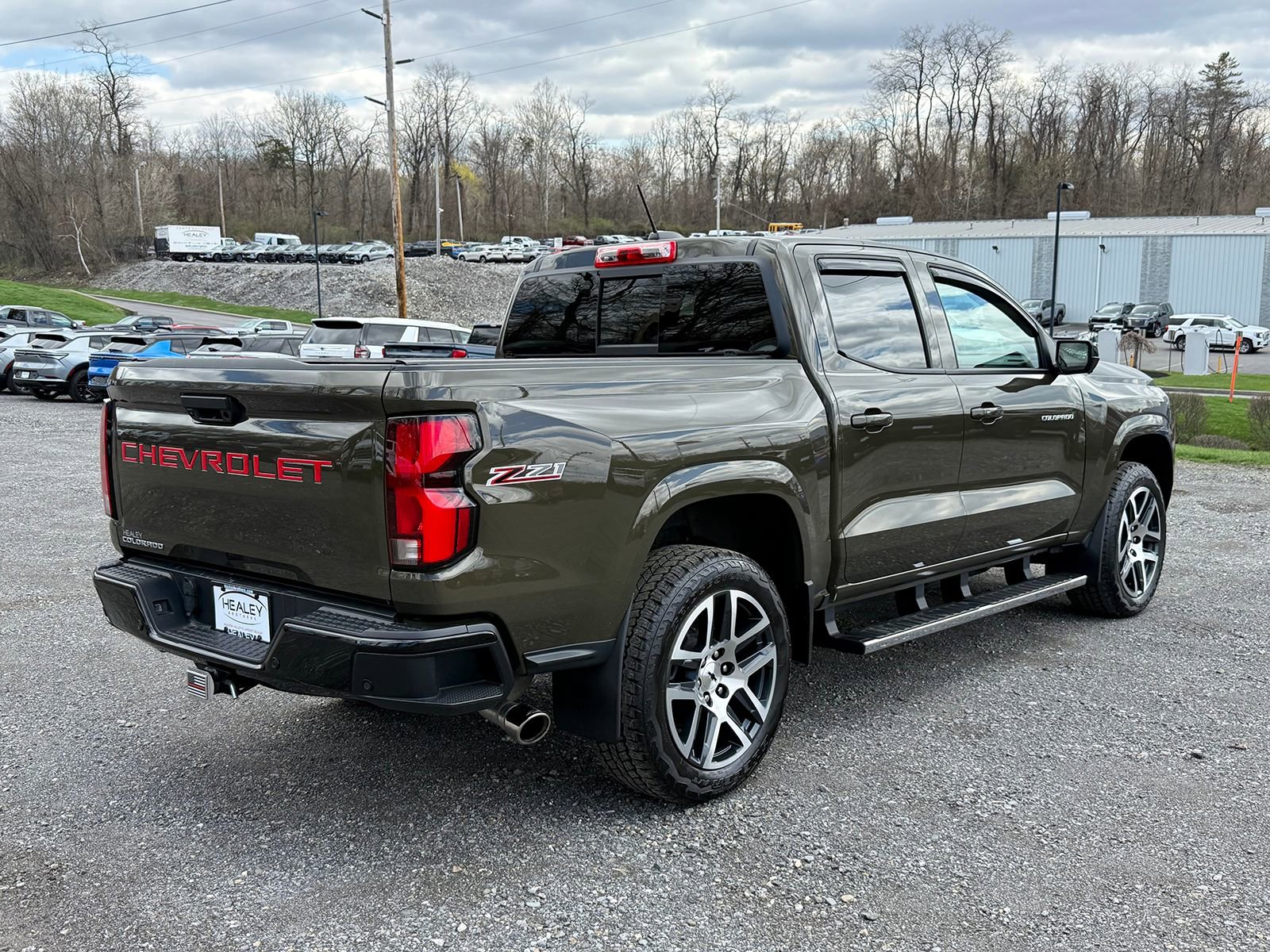 Used 2024 Chevrolet Colorado Z71 w/ Z71 Convenience Package 2 image 6