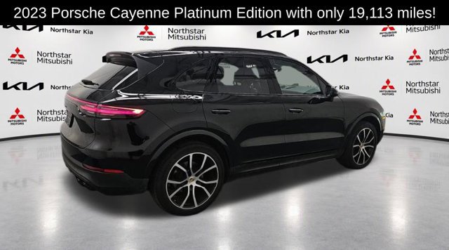 Used 2023 Porsche Cayenne Platinum Edition AWD/4WD image 5