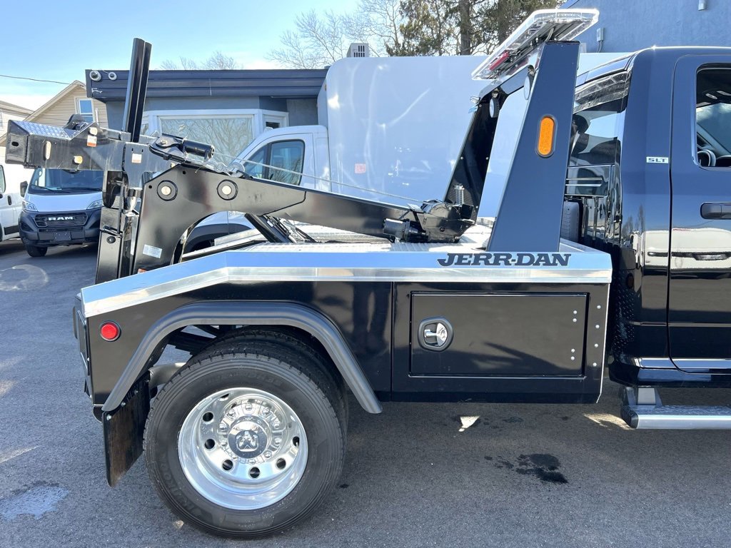 New 2024 RAM 4500 SLT w/ Quick Order Package 2YG SLT image 9