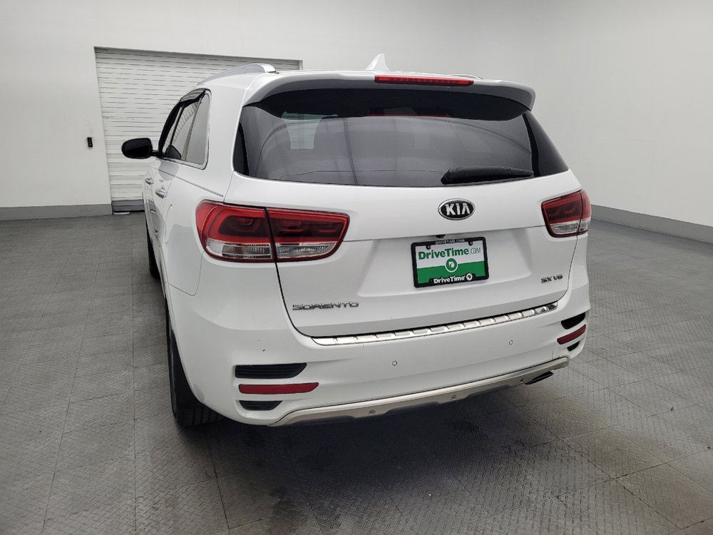 Used 2017 Kia Sorento SX image 6