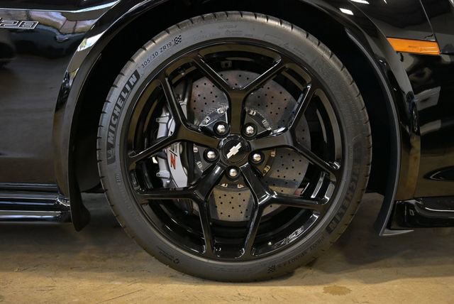 Used 2015 Chevrolet Camaro Z/28 RWD image 20