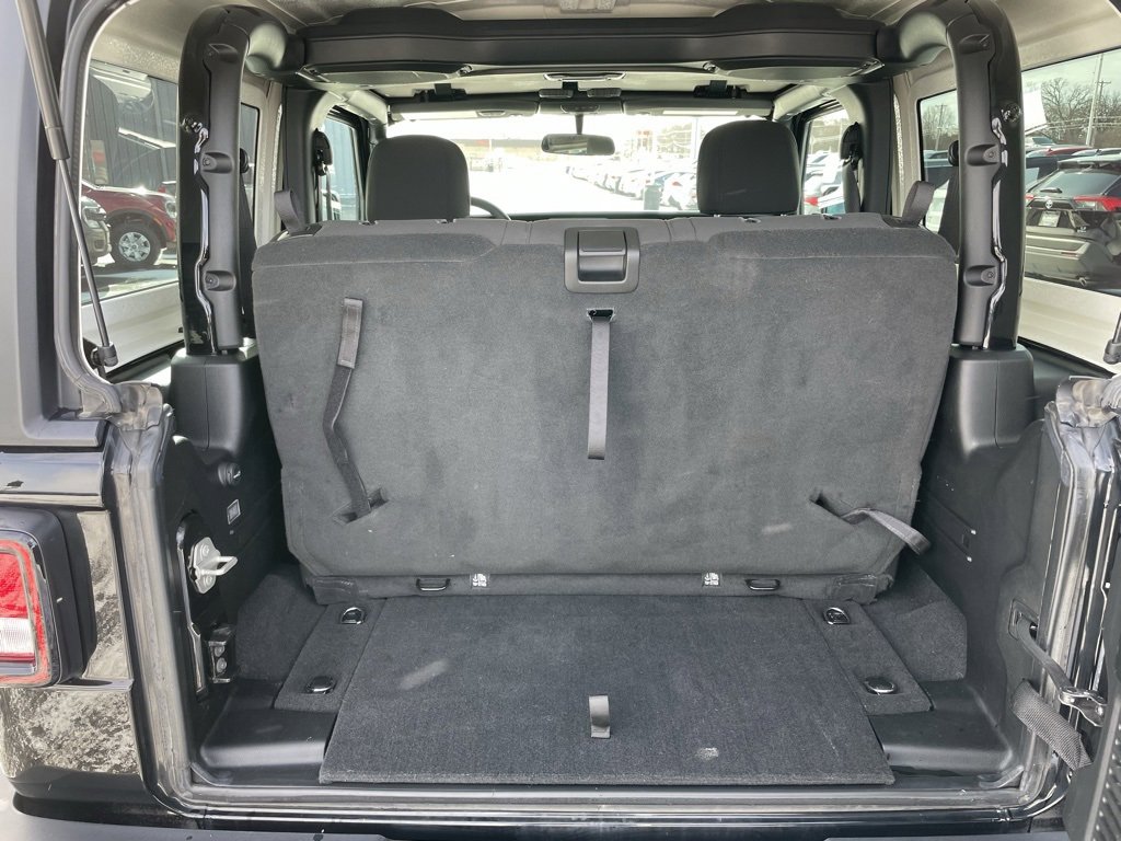 Used 2023 Jeep Wrangler Sport S image 29
