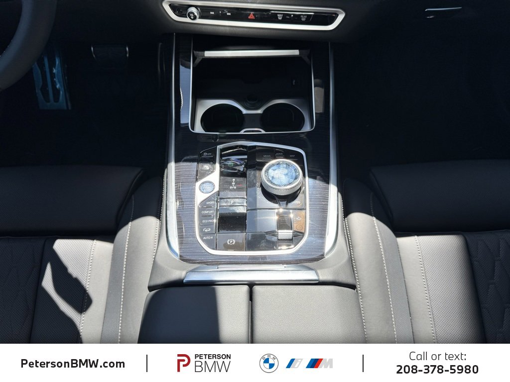 New 2026 BMW X7 M60i image 12