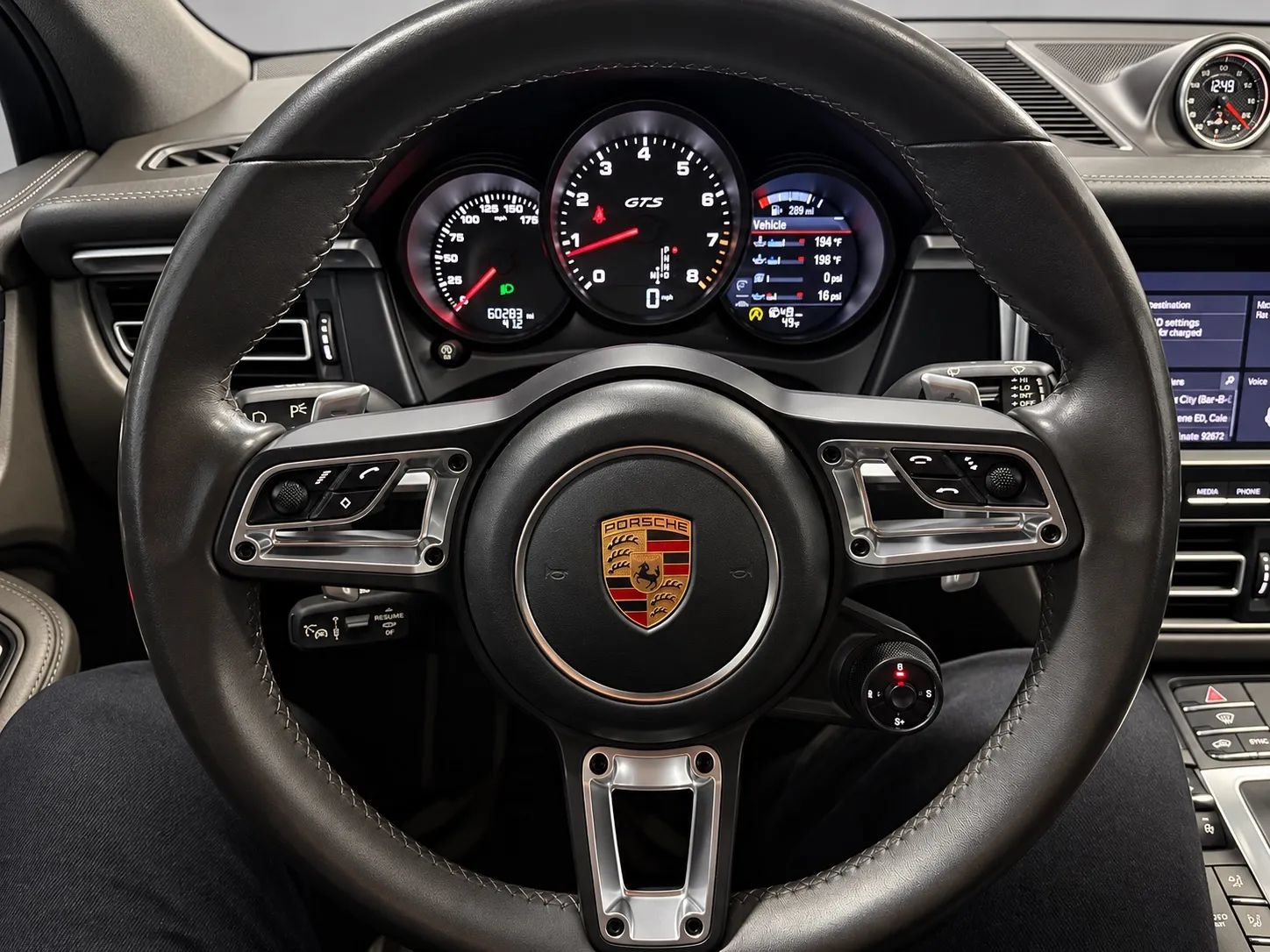Used 2021 Porsche Macan GTS AWD/4WD image 32