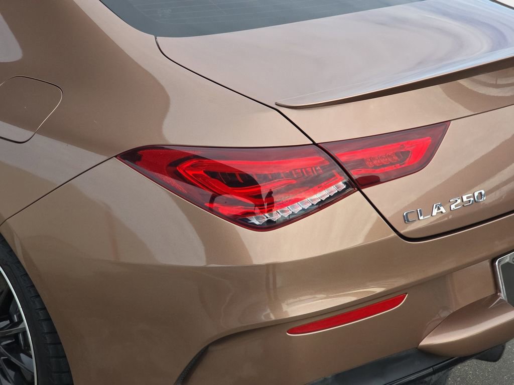Used 2022 Mercedes-Benz CLA 250 image 36