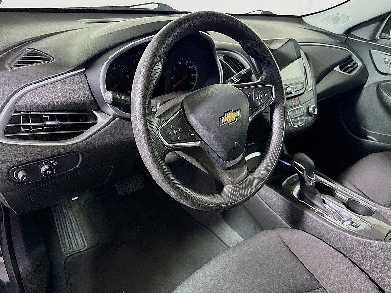 Used 2023 Chevrolet Malibu LT image 9