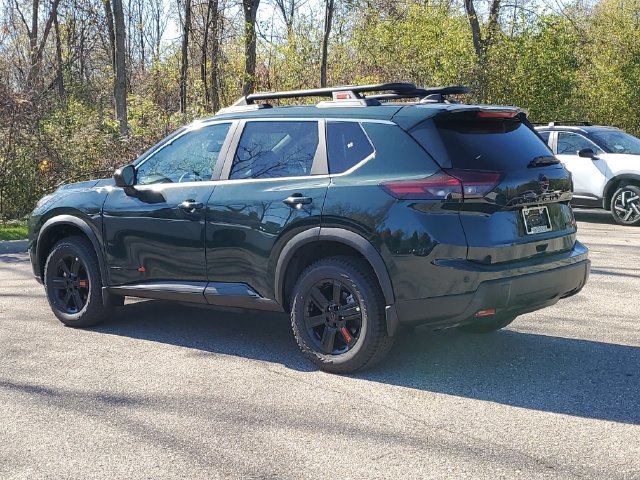New 2027 Nissan Rogue SV AWD/4WD image 3