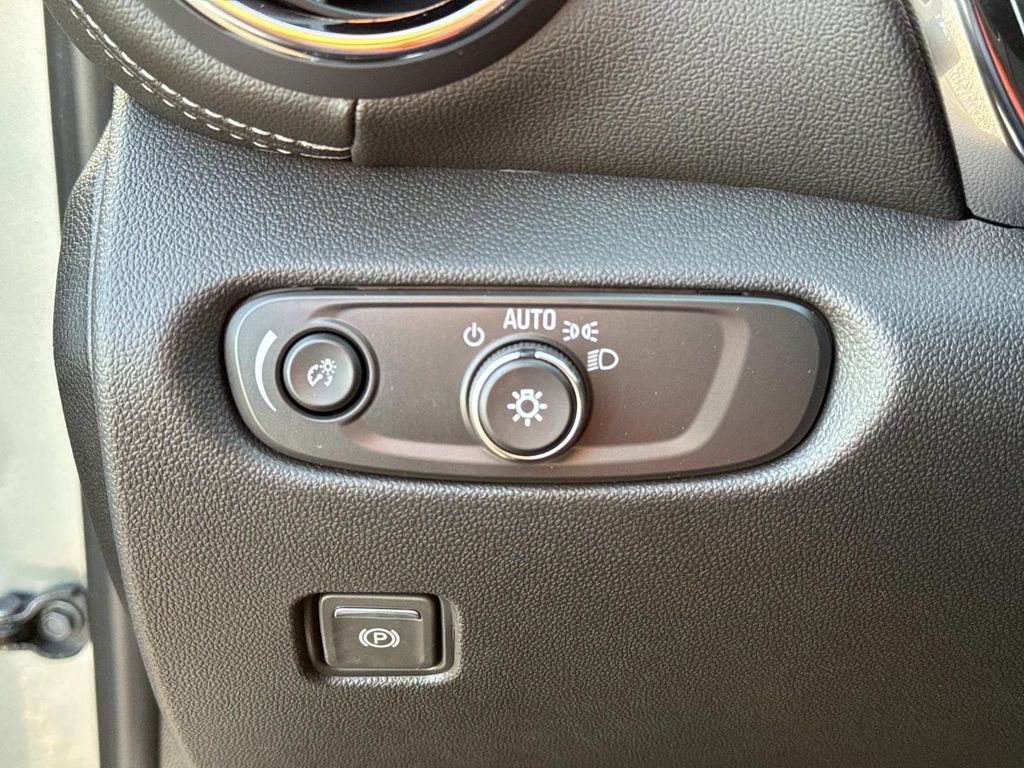 New 2026 Chevrolet Blazer LT image 22