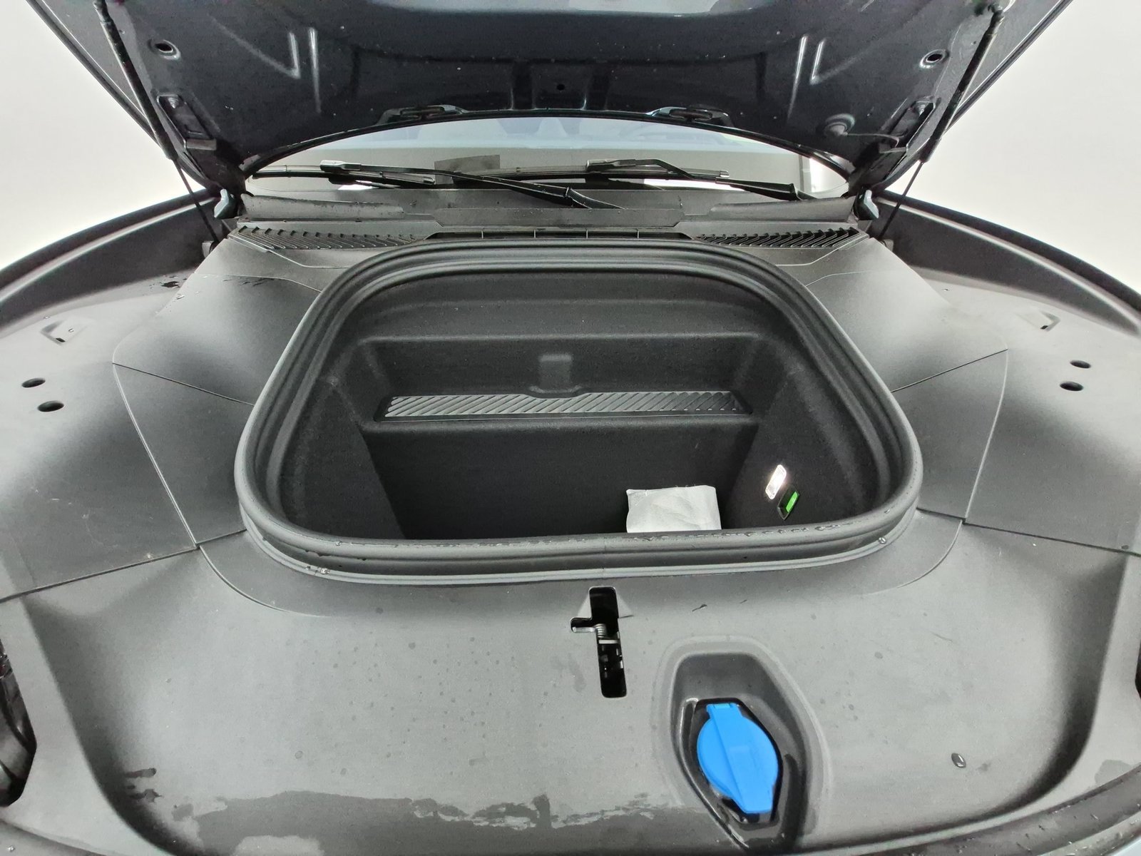 New 2026 Porsche Cayenne Electric AWD/4WD image 17