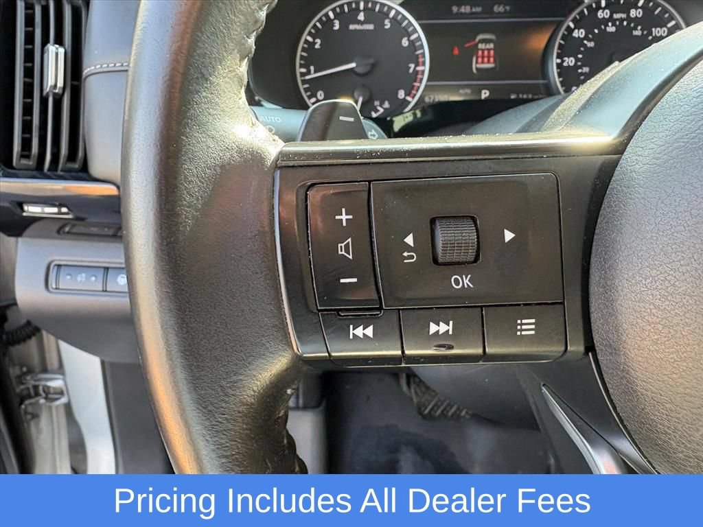 Used 2025 Nissan Pathfinder SV AWD/4WD image 12
