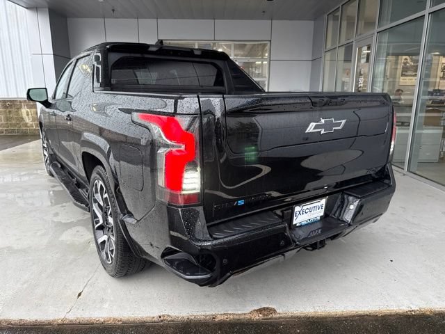 Used 2025 Chevrolet Silverado EV RST w/ LPO, Dark Package RST AWD/4WD image 8