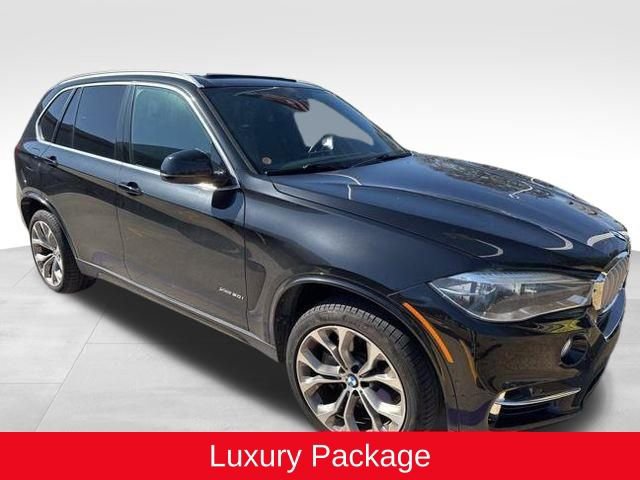 Used 2018 BMW X5 xDrive50i w/ M Sport Package image 3
