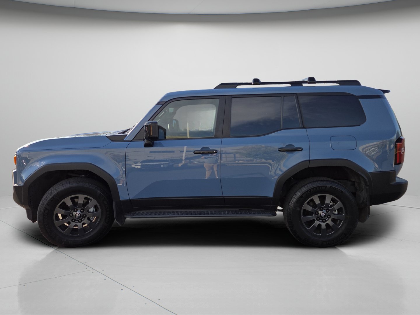 Certified 2025 Toyota Land Cruiser w/ Premium Package AWD/4WD image 25