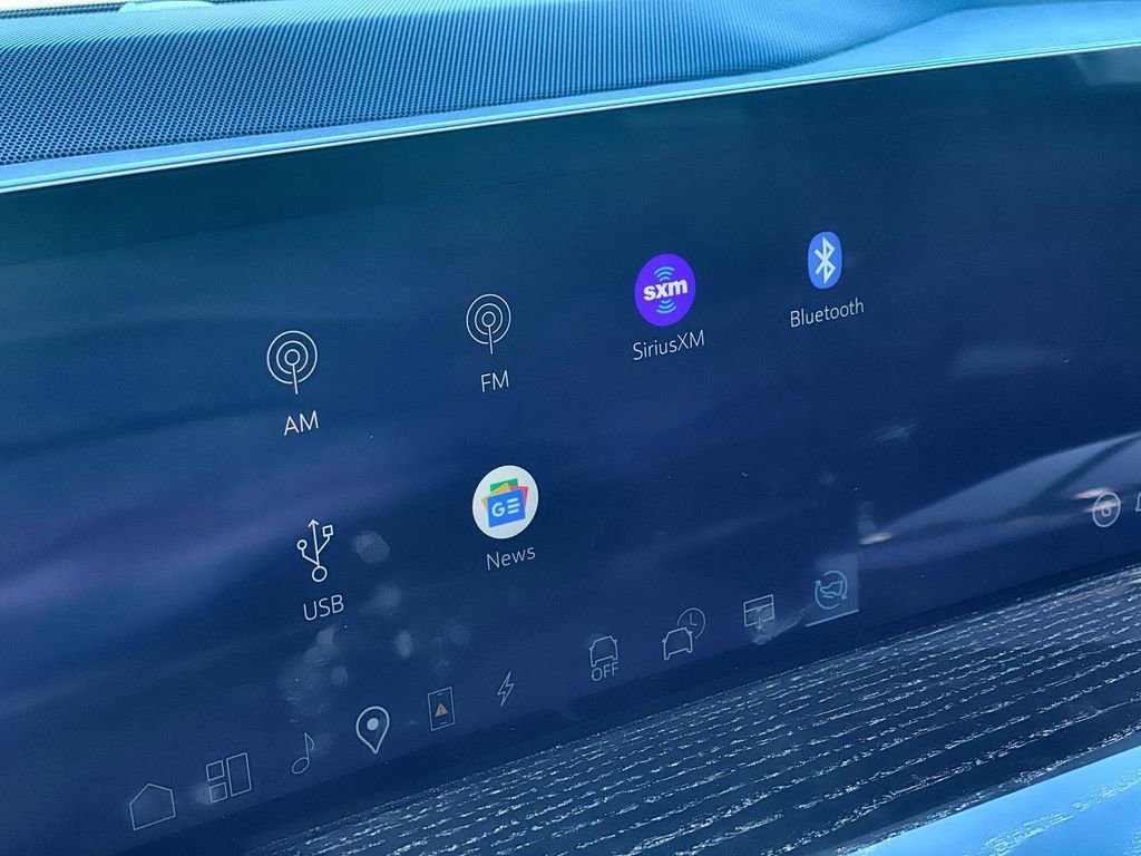 Used 2026 Cadillac Escalade IQL Luxury image 20