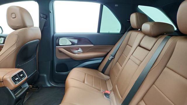 Used 2025 Mercedes-Benz GLE 450e 4MATIC image 29