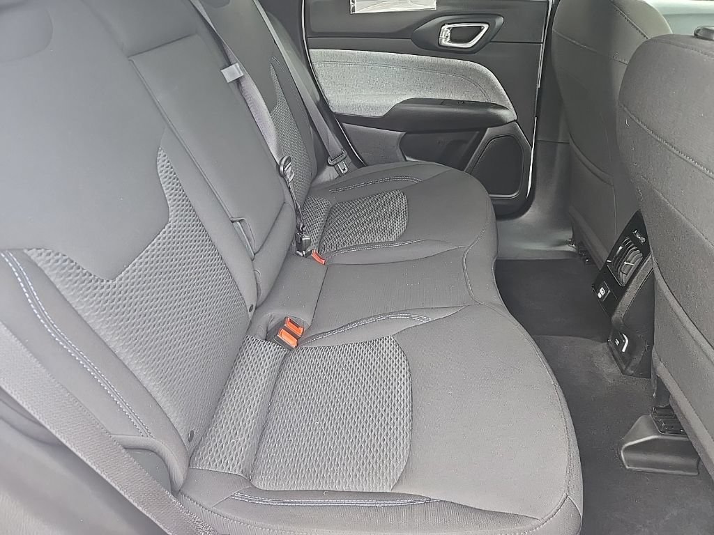Used 2024 Jeep Compass Sport AWD/4WD image 30