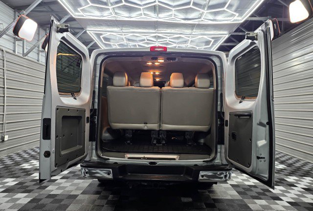 Used 2019 Nissan NV 3500 SL RWD image 11