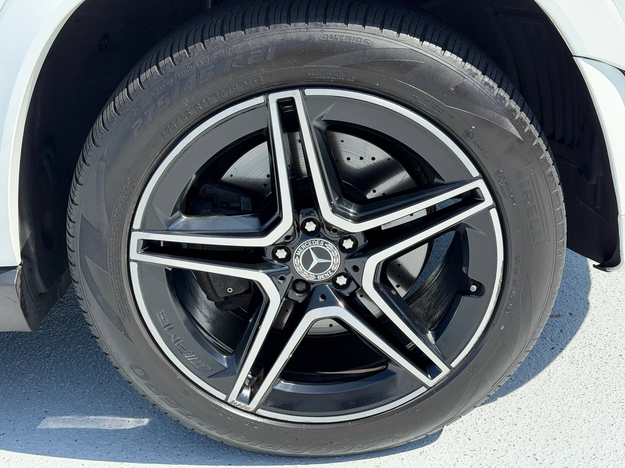 Used 2022 Mercedes-Benz GLS 450 4MATIC image 13
