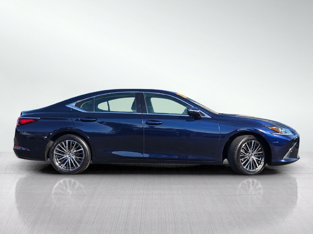 Used 2023 Lexus ES 350 w/ Premium Package FWD image 3