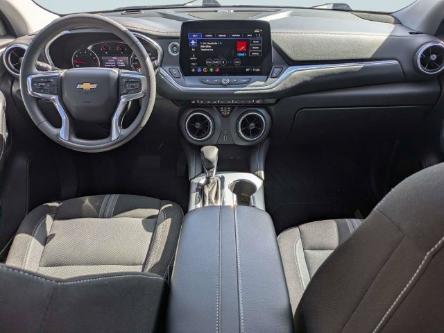 Used 2023 Chevrolet Blazer LT FWD image 16