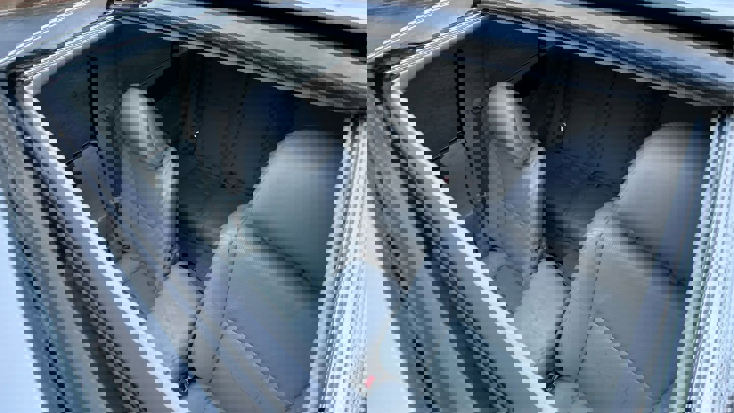 Used 2007 Lexus LS 460 RWD image 16