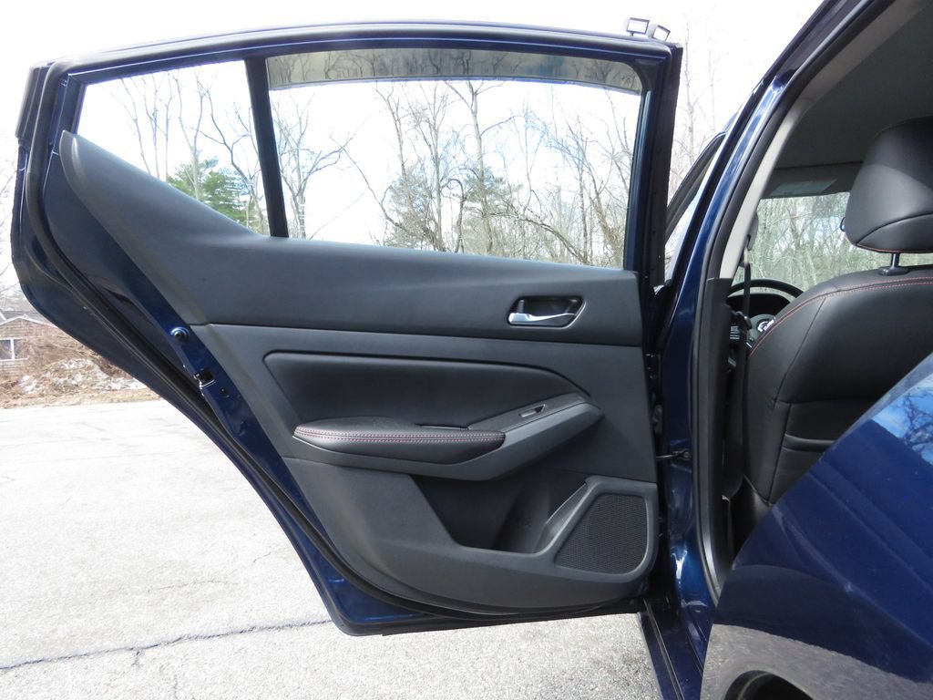 Used 2021 Nissan Altima 2.5 SR AWD/4WD image 18
