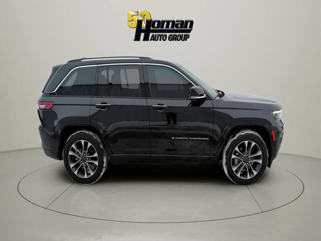 Used 2023 Jeep Grand Cherokee Overland w/ Luxury Tech Group IV image 6