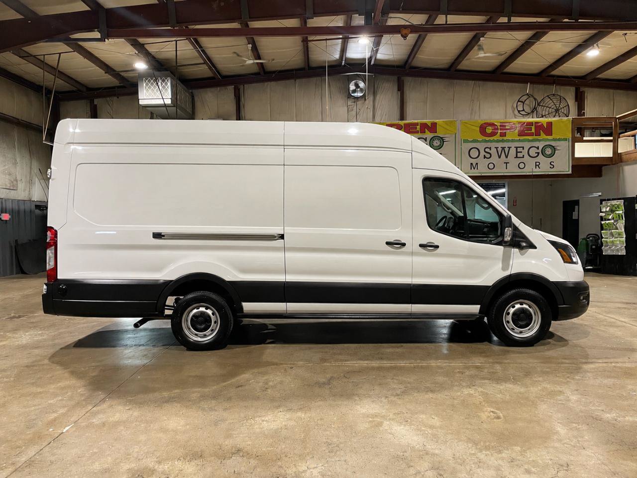 Used 2023 Ford Transit 350 148 High Roof Extended RWD image 5