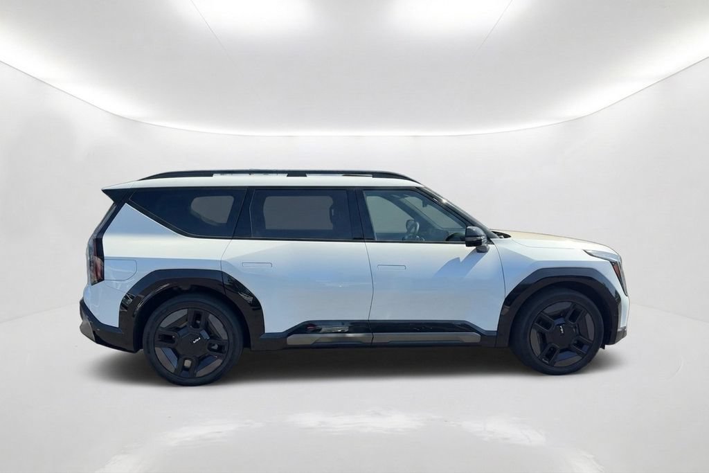Used 2024 Kia EV9 GT-Line AWD/4WD image 4