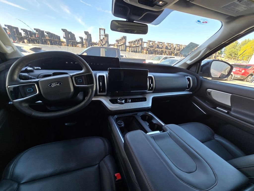Used 2025 Ford Expedition Max Active image 19