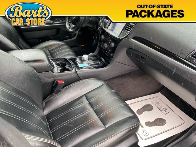Used 2018 Chrysler 300 S image 15