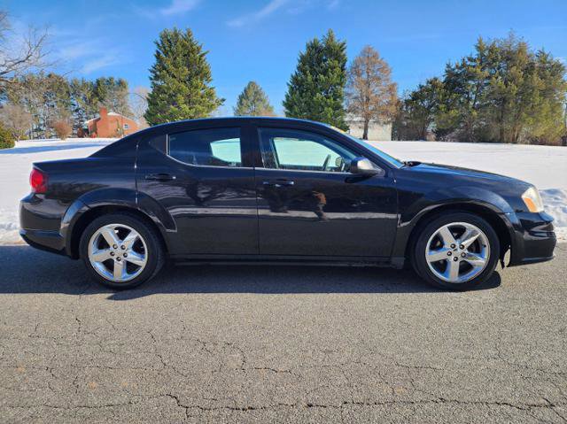 Used 2014 Dodge Avenger SE w/ Rallye Appearance Group FWD image 5
