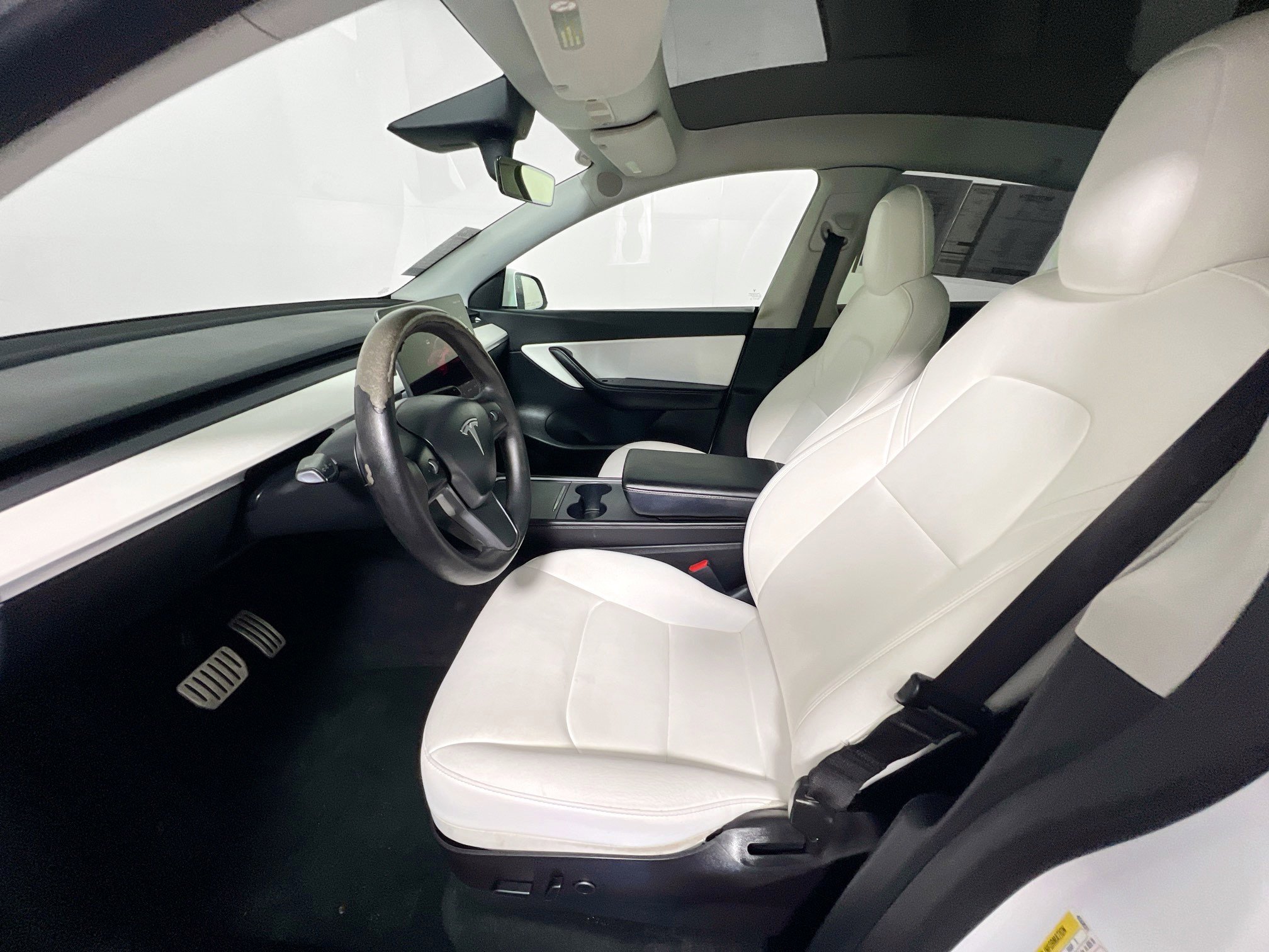 Used 2022 Tesla Model Y Performance image 14