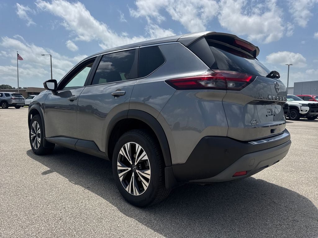 Used 2023 Nissan Rogue SV FWD image 4