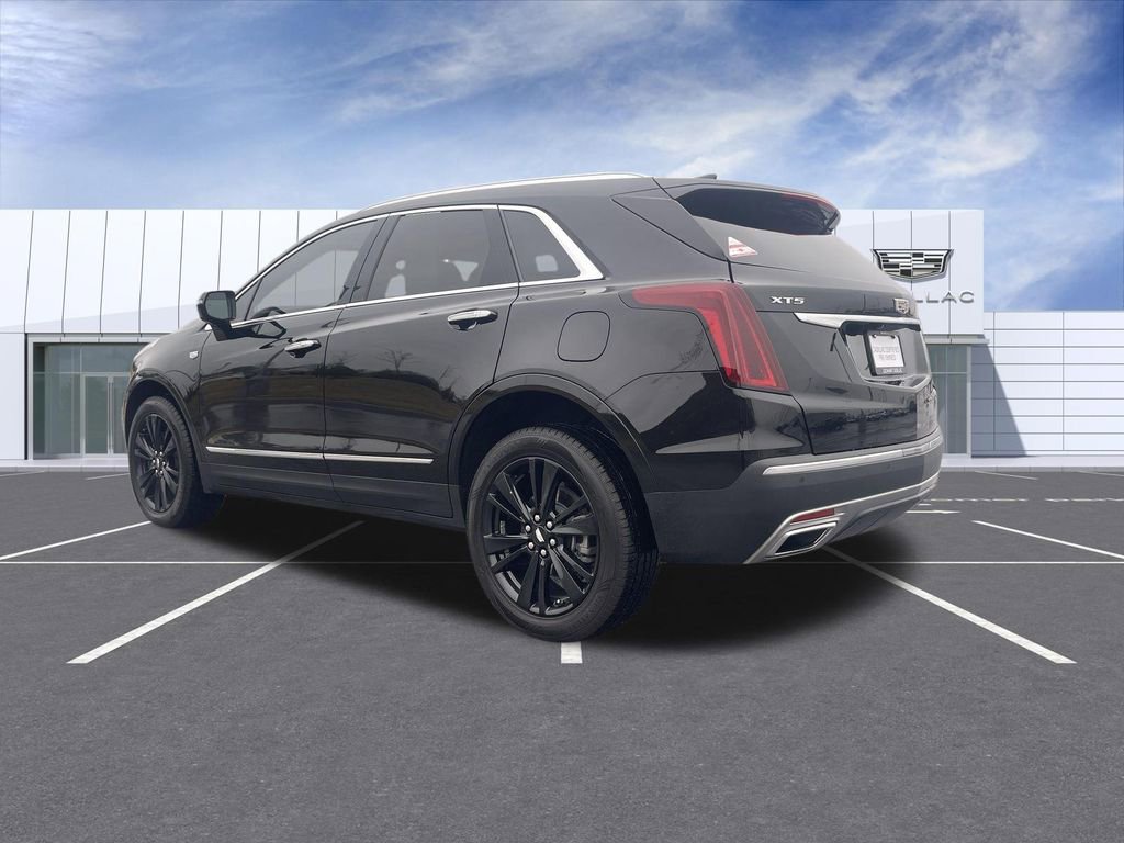 Certified 2024 Cadillac XT5 Premium Luxury FWD image 6