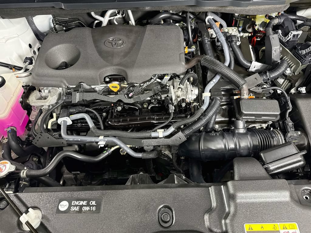 Certified 2022 Toyota Sienna XLE w/ XLE Plus Package FWD image 37