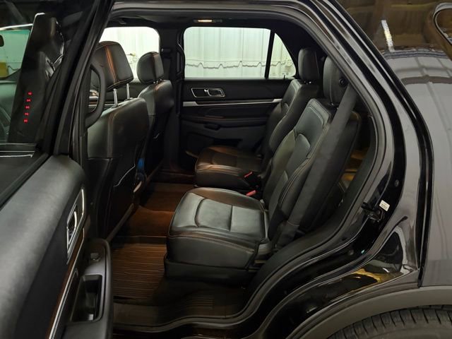 Used 2017 Ford Explorer Limited w/ Equipment Group 301A FWD image 24