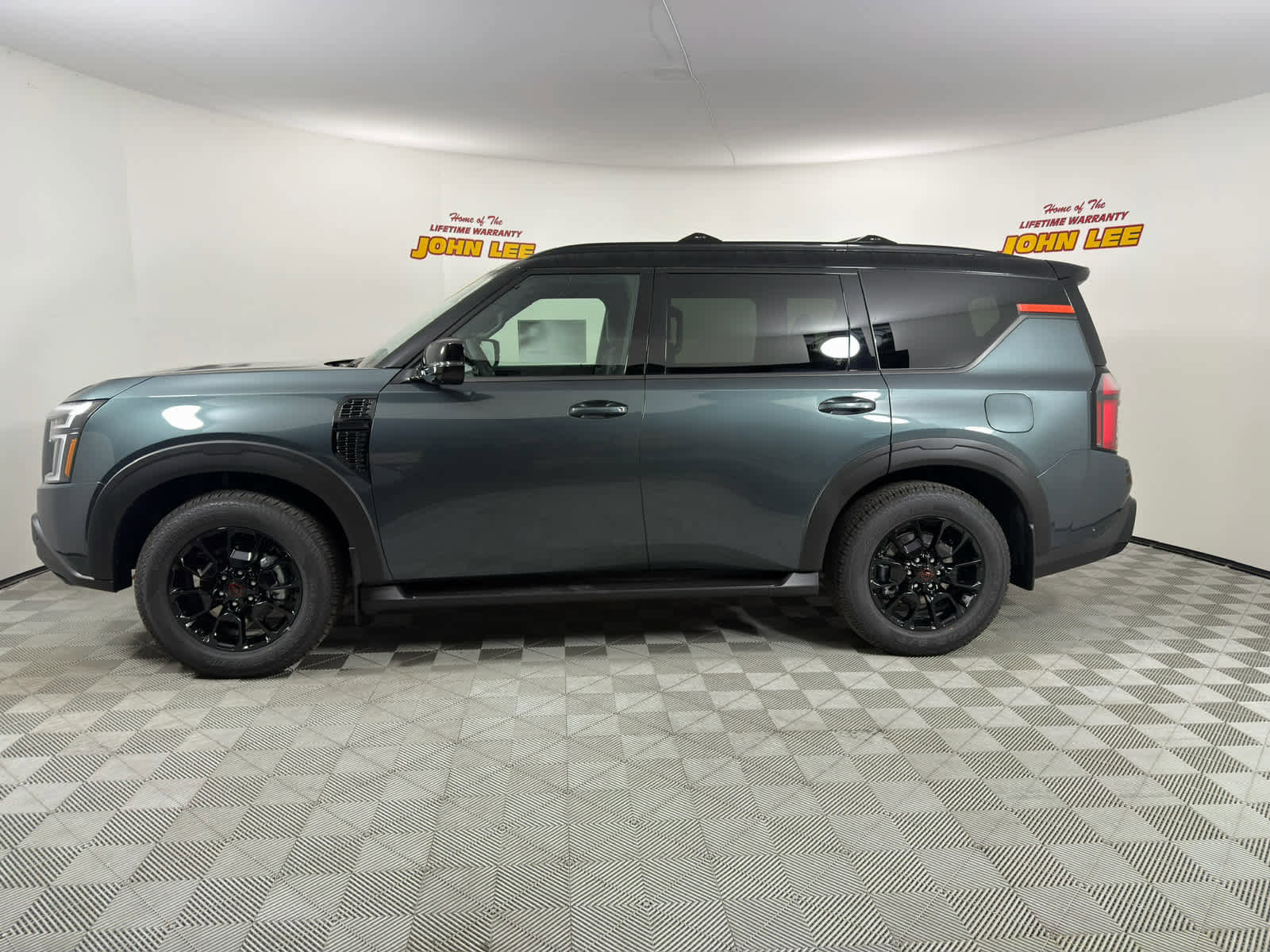 New 2026 Nissan Armada PRO-4X image 2