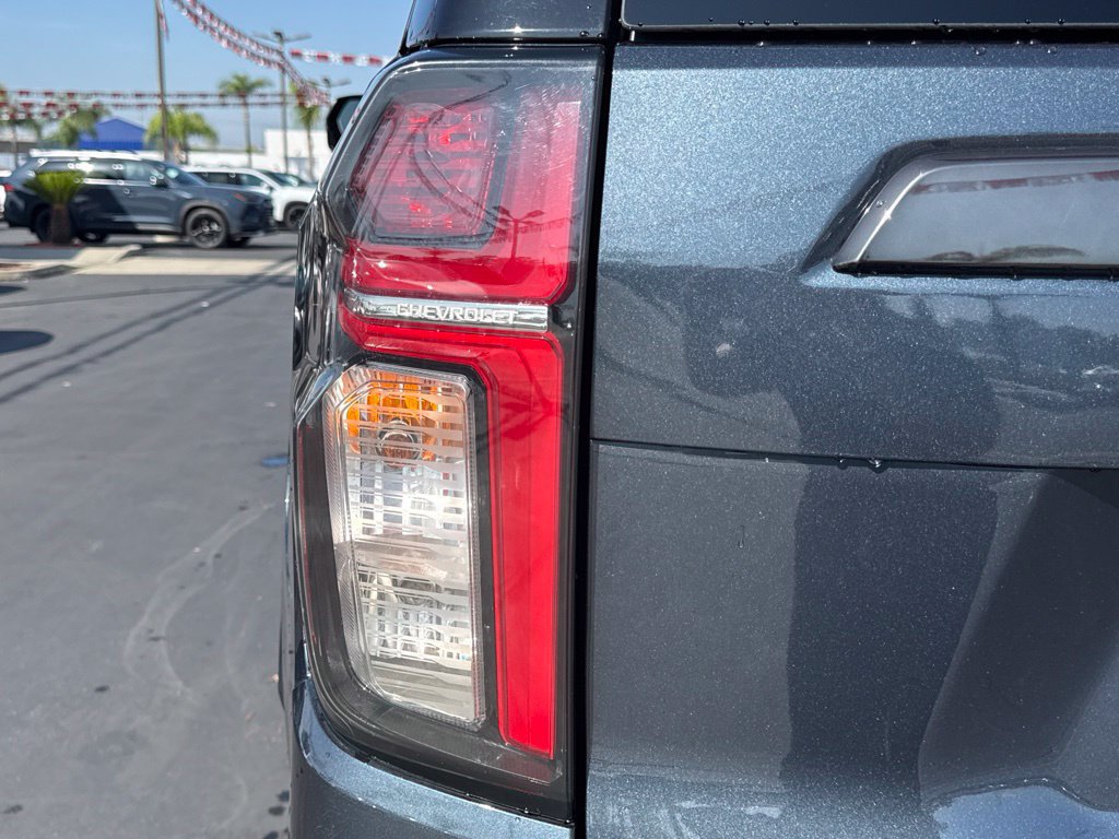 Used 2021 Chevrolet Tahoe Z71 w/ Z71 Signature Package AWD/4WD image 13