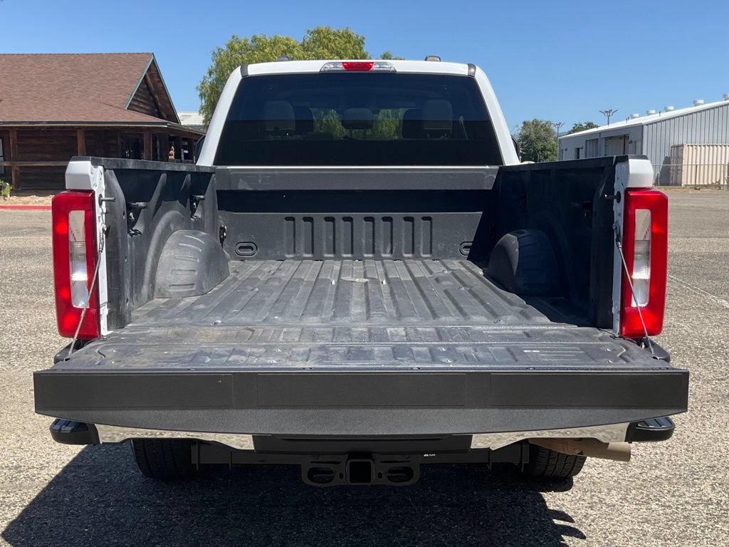 Used 2023 Ford F250 XLT AWD/4WD image 12