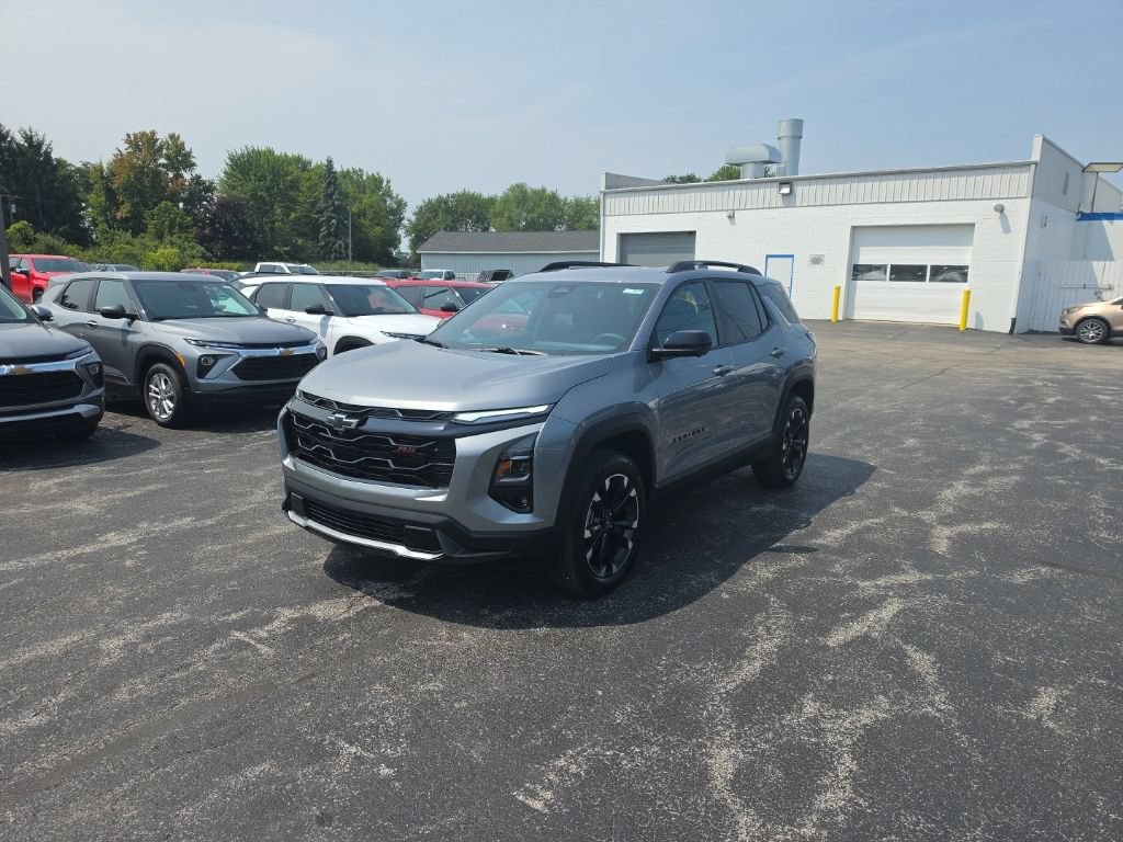New 2027 Chevrolet Equinox RS w/ Safety and Technology Package FWD image 3