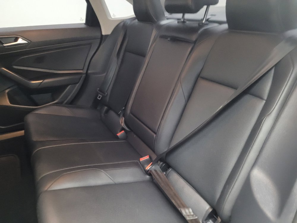 Used 2019 Volkswagen Jetta SEL image 18