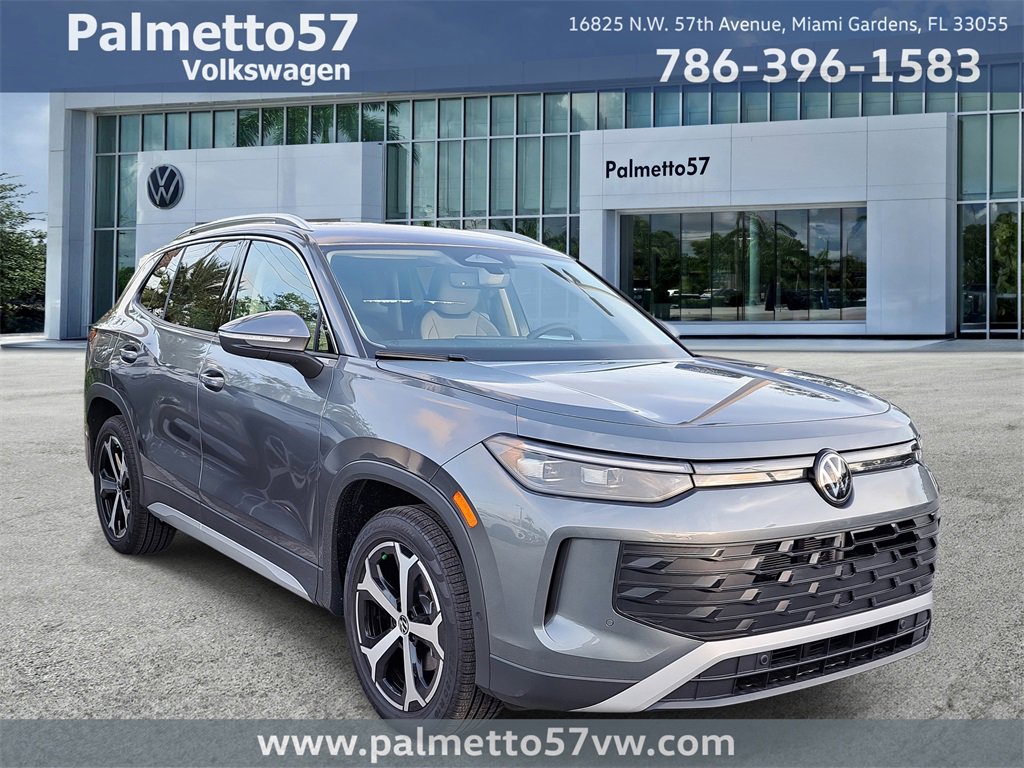 New 2025 Volkswagen Tiguan SE