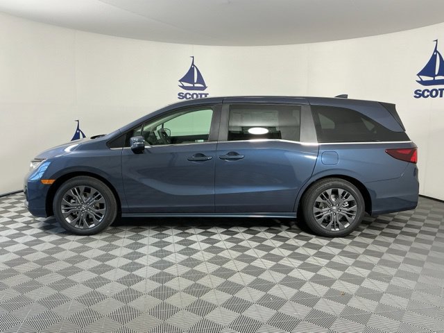 New 2027 Honda Odyssey Touring image 4