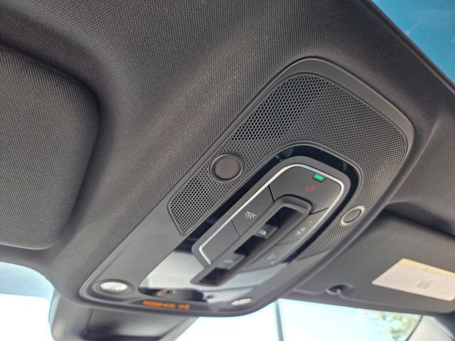 Used 2025 Audi Q8 Premium Plus image 38