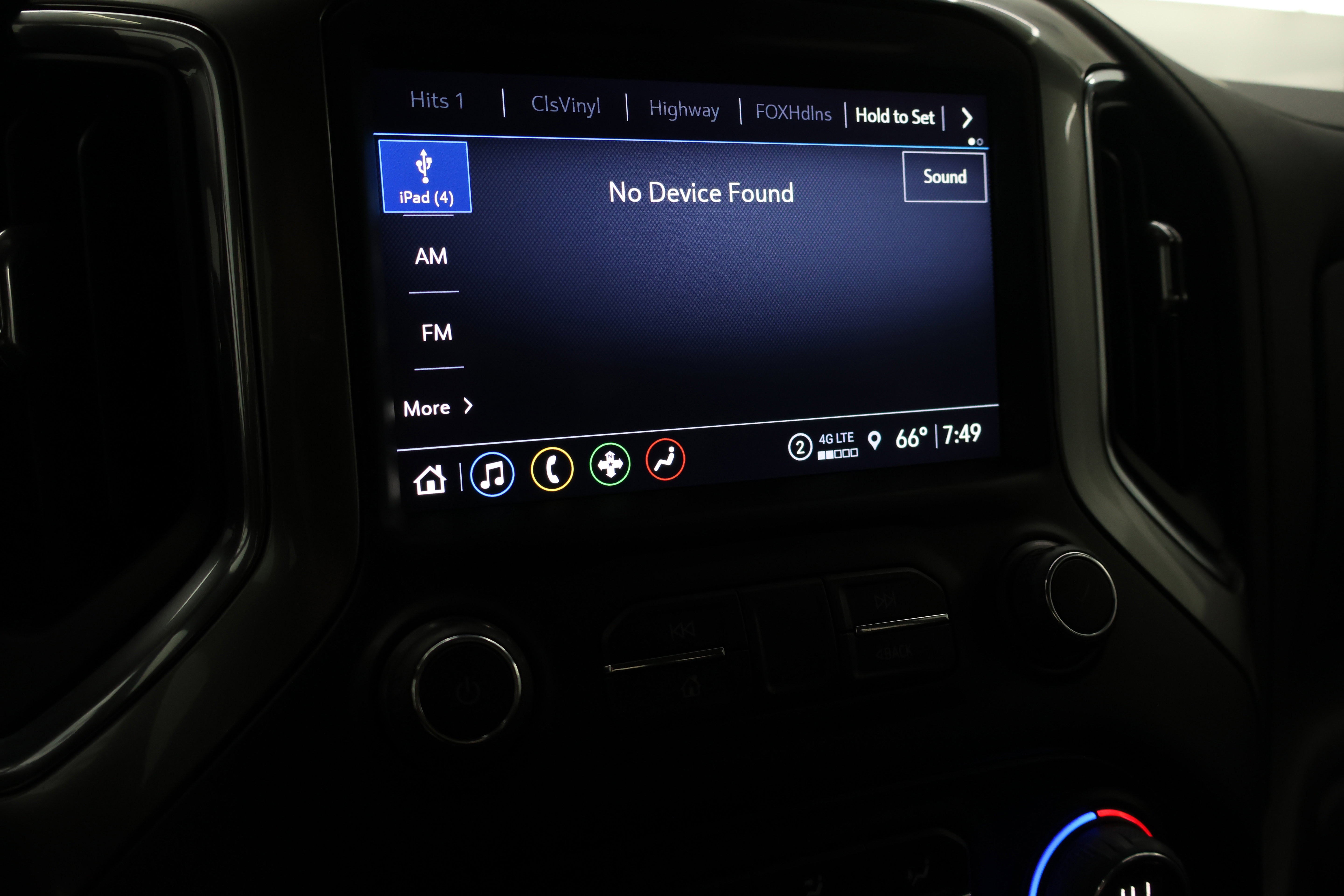 Used 2022 Chevrolet Silverado 2500 LT w/ Convenience Package AWD/4WD image 11